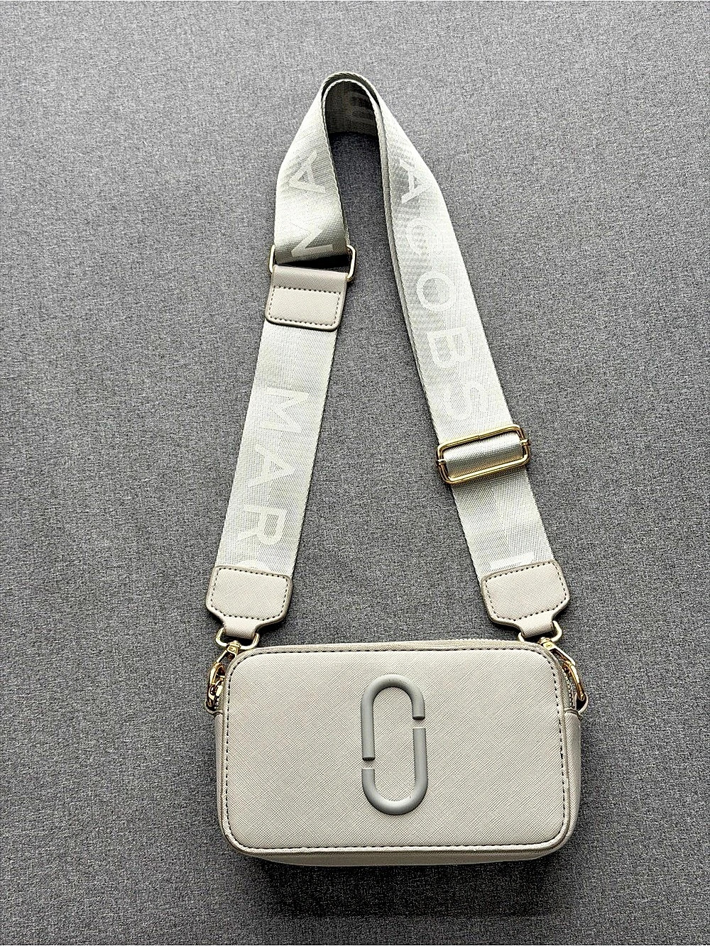 Marc Jacobs The Snapshot Camera Bag Crossbody Bag in Gray